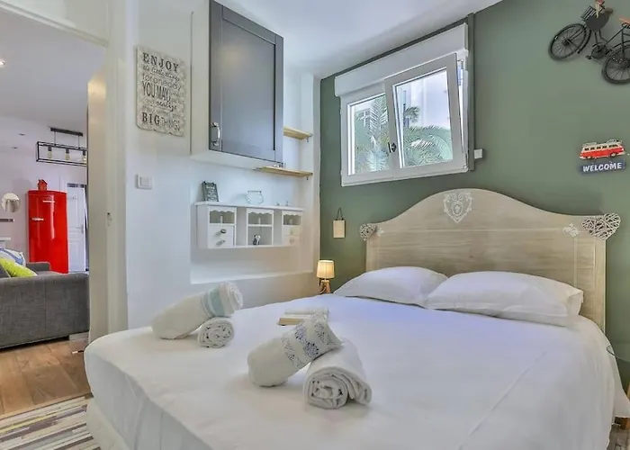 Holiday home Le Refuge 2 *